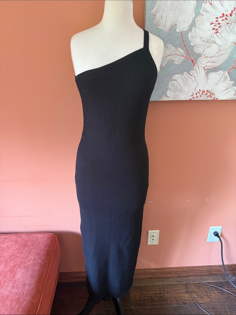 Black One-Shoulder Bodycon Dress